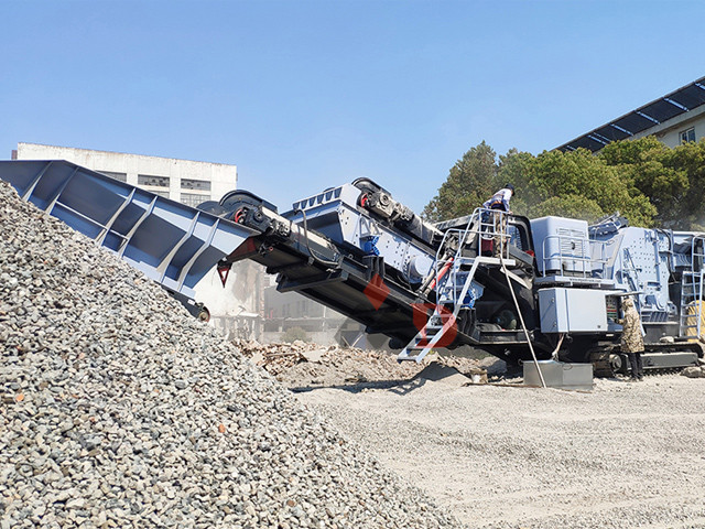 大型移动石子破碎机在开机前的注意事项