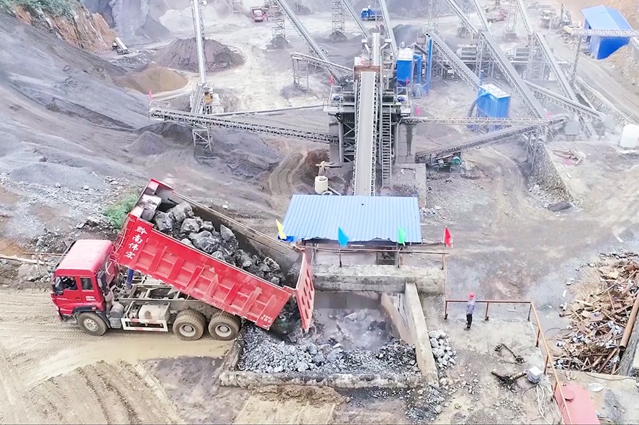 贵州时产1000吨石灰石砂石料生产线项目