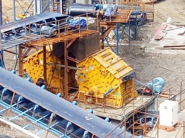 PFW欧版反击式破碎机