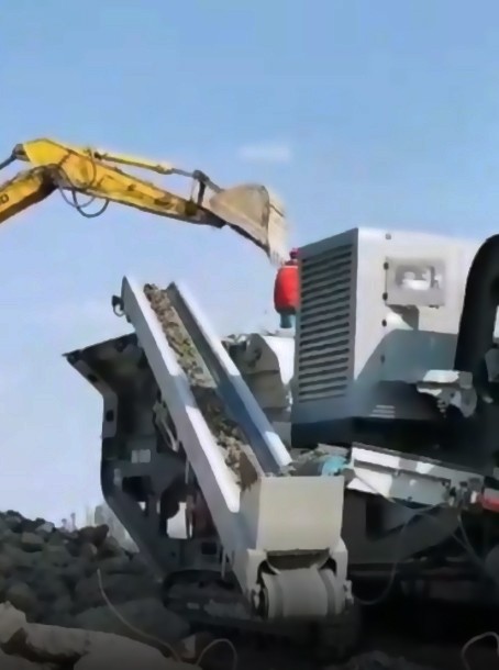 福建福州时产100吨建筑垃圾履带式移动破碎站